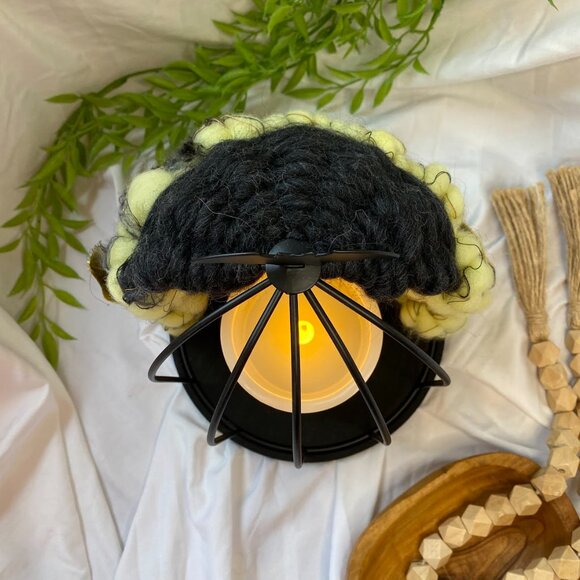 Handwoven Bat Cage Candle Display Decor - Picture 2 of 4